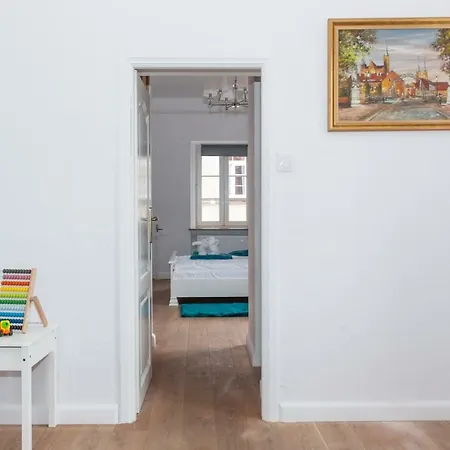 Hexus - Swidnicka - Centrum Rynek Daire