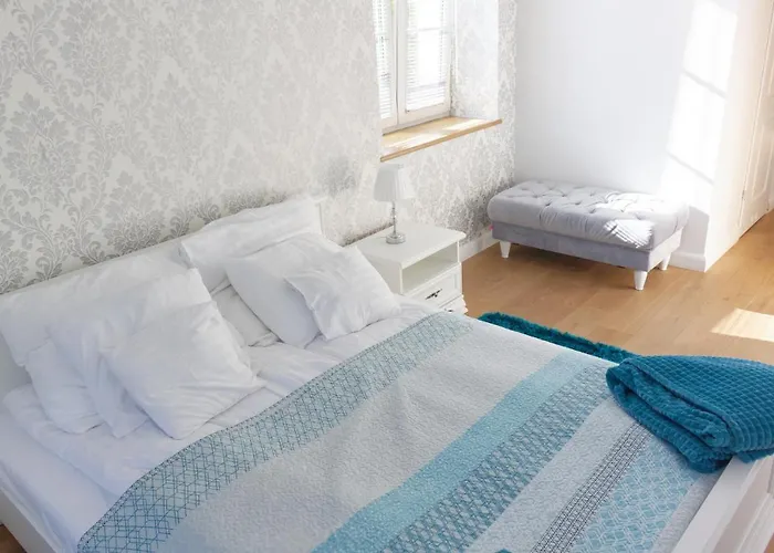 Hexus - Swidnicka - Centrum Rynek * Wroclaw